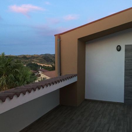 B&B Hollywood Olivadi エクステリア 写真